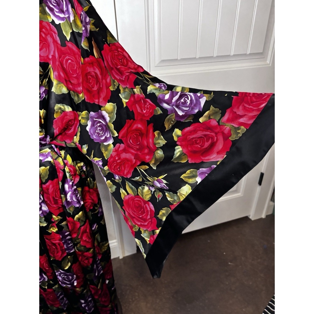 VTG Rare!! Victoria's Secret 100% Silk Black Rose Floral Maxi Robe Women's Small - Picture 2 of 11